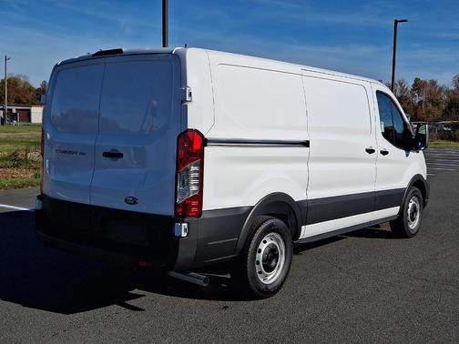 2025 Ford Transit-150 130 WB