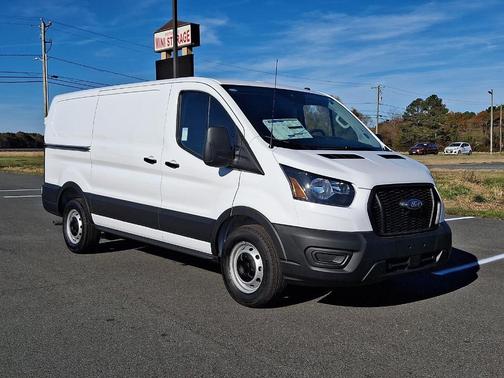 2025 Ford Transit-150 130 WB