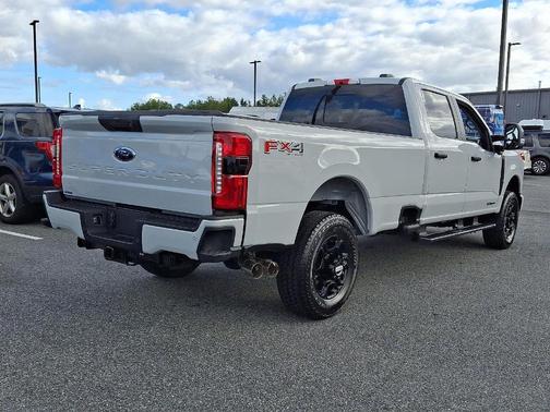 2026 Ford F-350 XLT