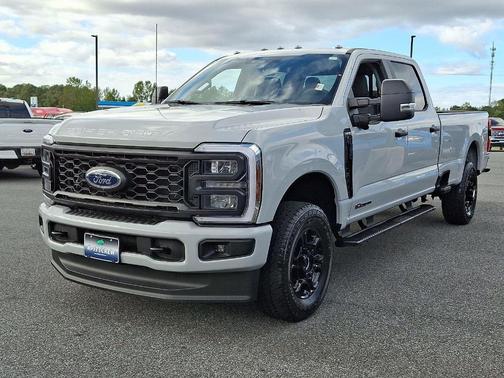 2026 Ford F-350 XLT