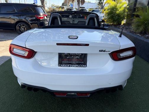 2017 FIAT 124 Spider Base