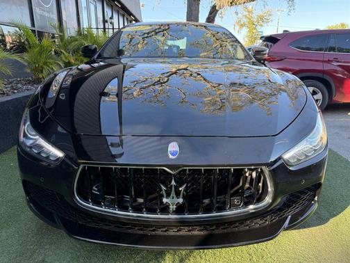 2017 Maserati Ghibli Base