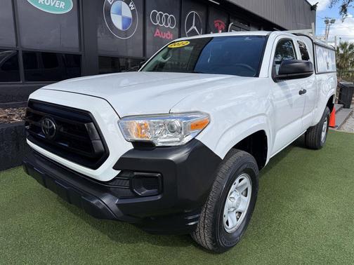 2022 Toyota Tacoma SR
