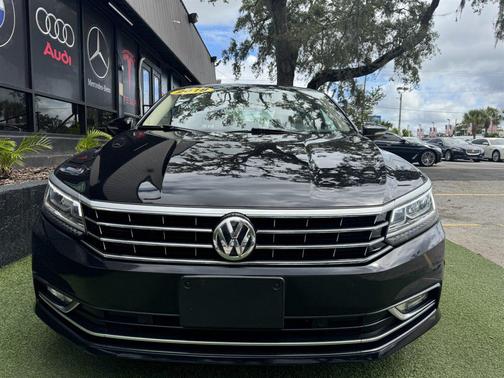 Black 2018 Volkswagen Passat 2.0T SE