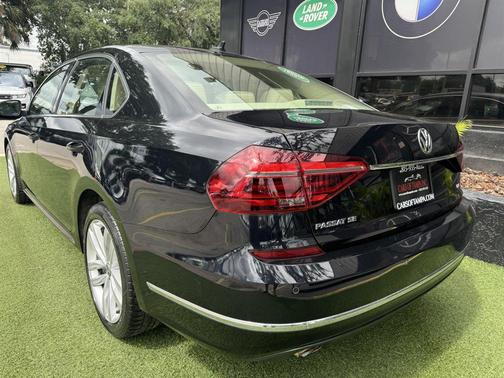 Black 2018 Volkswagen Passat 2.0T SE