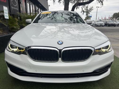 2017 BMW 530 530i