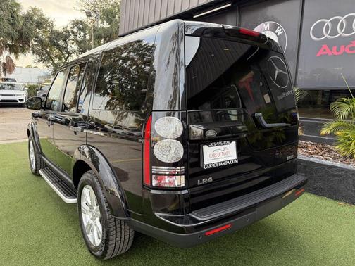 2016 Land Rover LR4 Base