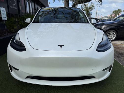 2023 Tesla Model Y Long Range Dual Motor All-Wheel Drive