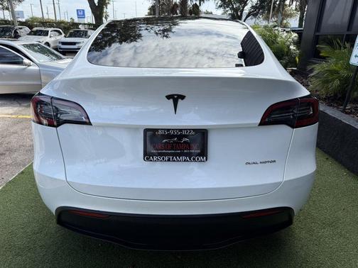 2023 Tesla Model Y Long Range Dual Motor All-Wheel Drive