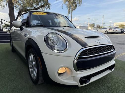 2016 MINI Hardtop Cooper S