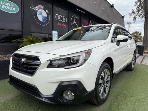 2018 Subaru Outback 2.5i Touring