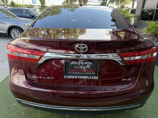 2018 Toyota Avalon XLE