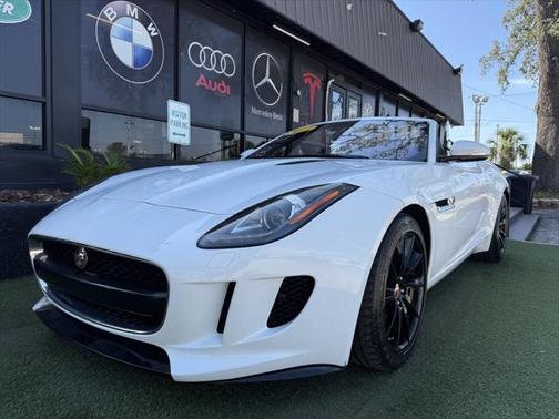 2017 Jaguar F-TYPE Premium