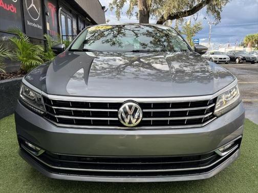 2017 Volkswagen Passat 1.8T SE