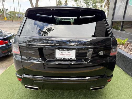 Black 2020 Land Rover Range Rover Sport HSE