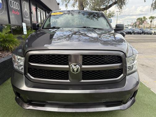 2018 RAM 1500 Tradesman/Express