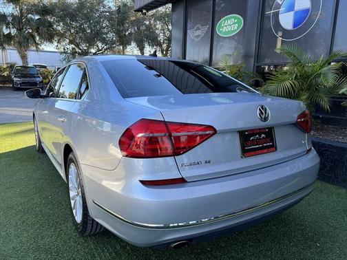 2016 Volkswagen Passat SE