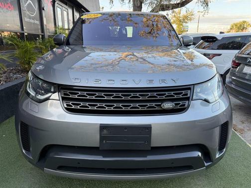 2020 Land Rover Discovery SE