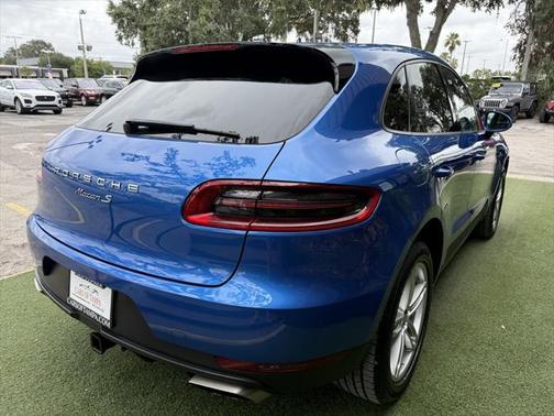 2017 Porsche Macan Base