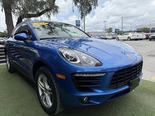 2017 Porsche Macan Base