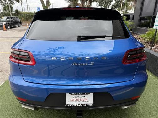 2017 Porsche Macan Base