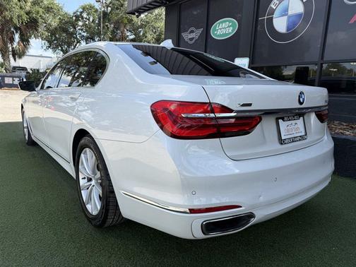 2017 BMW 740 xDrive