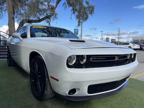 2018 Dodge Challenger SXT