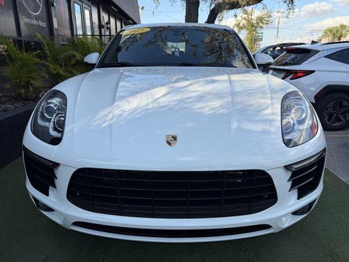 2015 Porsche Macan S