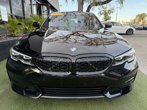 2019 BMW 330 