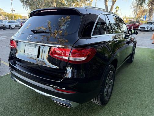 2019 Mercedes-Benz GLC 300 Base