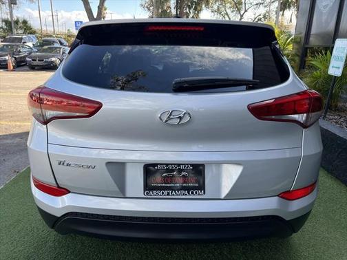 2017 Hyundai TUCSON SE