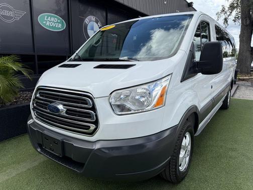 2017 Ford Transit-350 XLT
