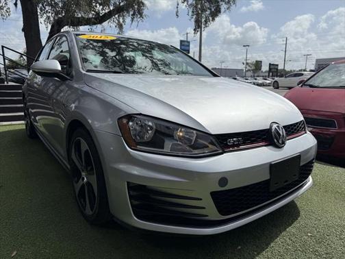 2015 Volkswagen Golf GTI 2.0T S 4-Door