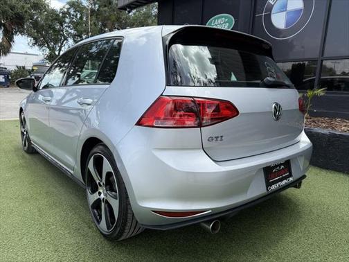 2015 Volkswagen Golf GTI 2.0T S 4-Door