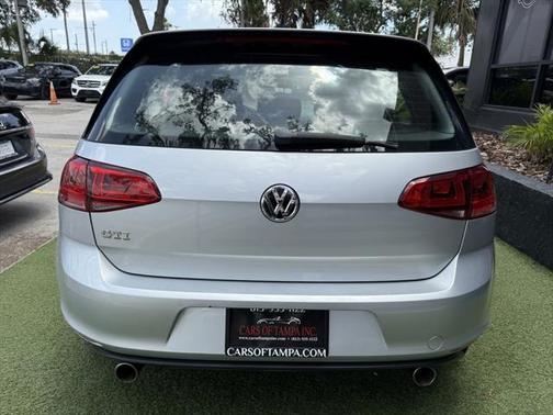2015 Volkswagen Golf GTI 2.0T S 4-Door