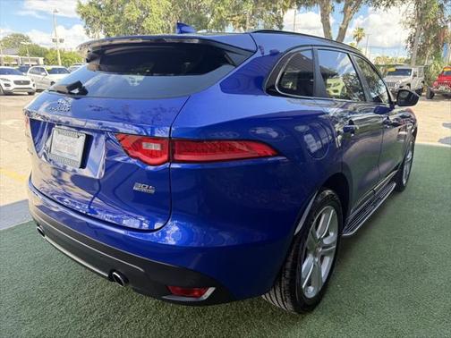 2018 Jaguar F-PACE 30t R-Sport