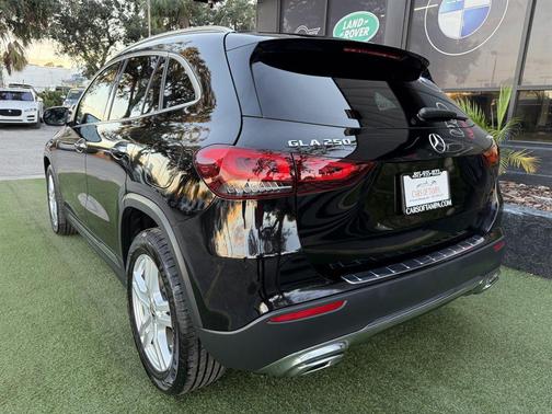 2021 Mercedes-Benz GLA 250 Base 4MATIC