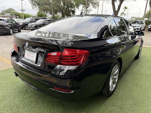 Black 2015 BMW 528 528i
