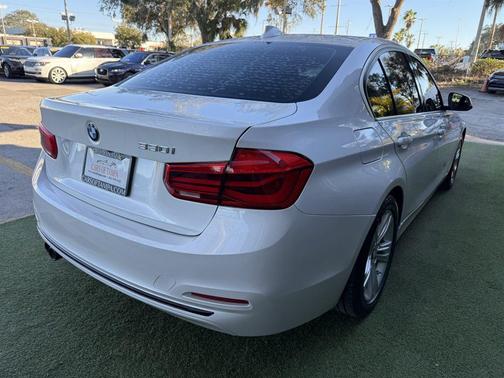 2018 BMW 330 