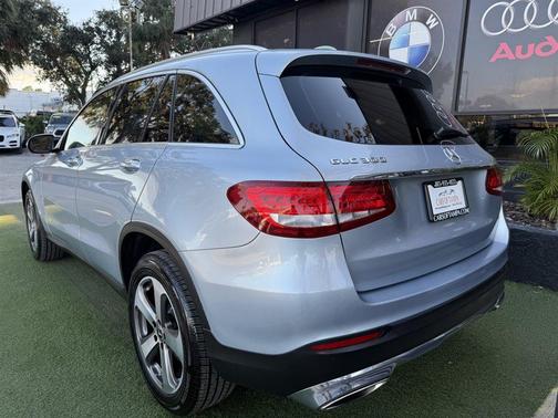 2018 Mercedes-Benz GLC 300 Base