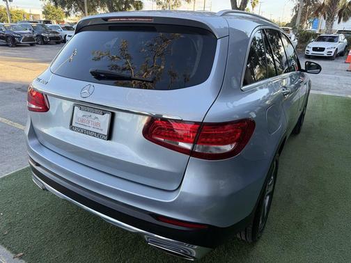 2018 Mercedes-Benz GLC 300 Base