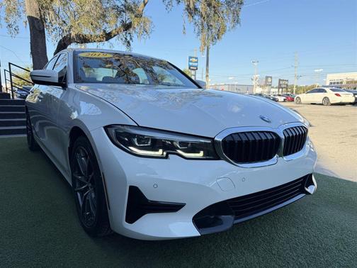 2019 BMW 330 