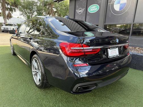 Blue,Dark 2019 BMW 740