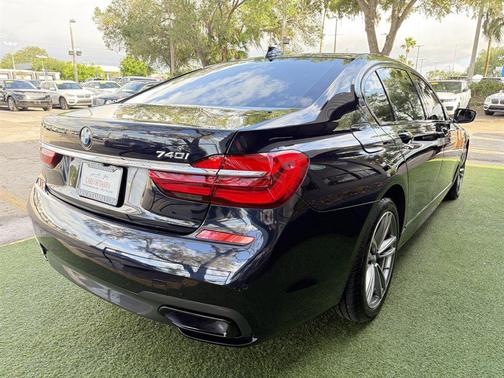 Blue,Dark 2019 BMW 740