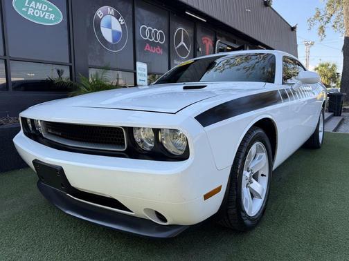 2014 Dodge Challenger SXT