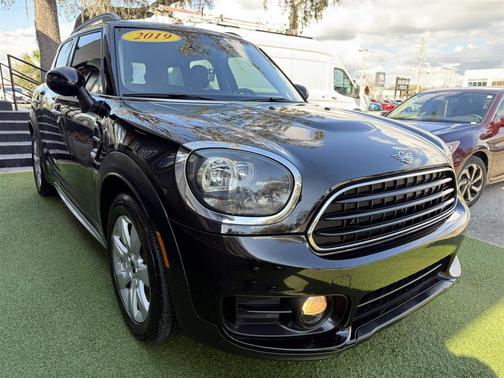 2019 MINI Countryman Cooper