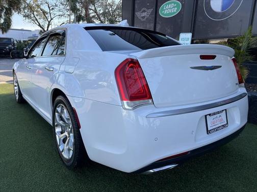 2016 Chrysler 300C Platinum