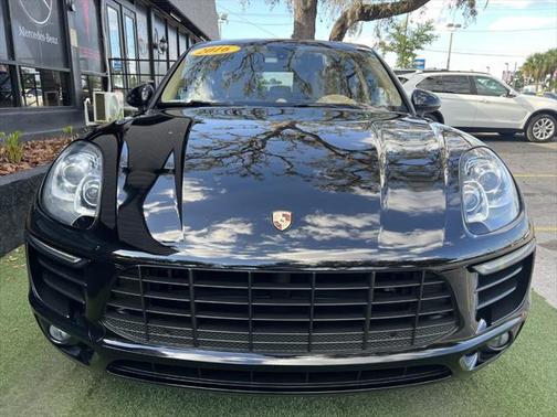 2016 Porsche Macan S