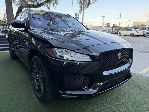 2017 Jaguar F-PACE S