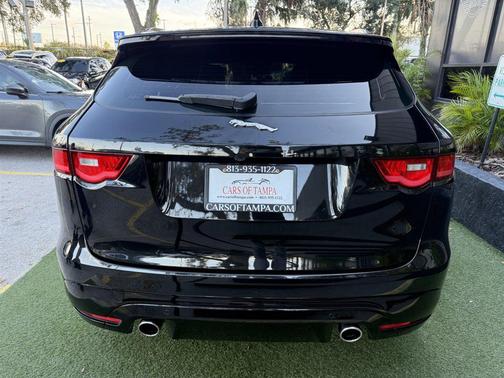 2017 Jaguar F-PACE S